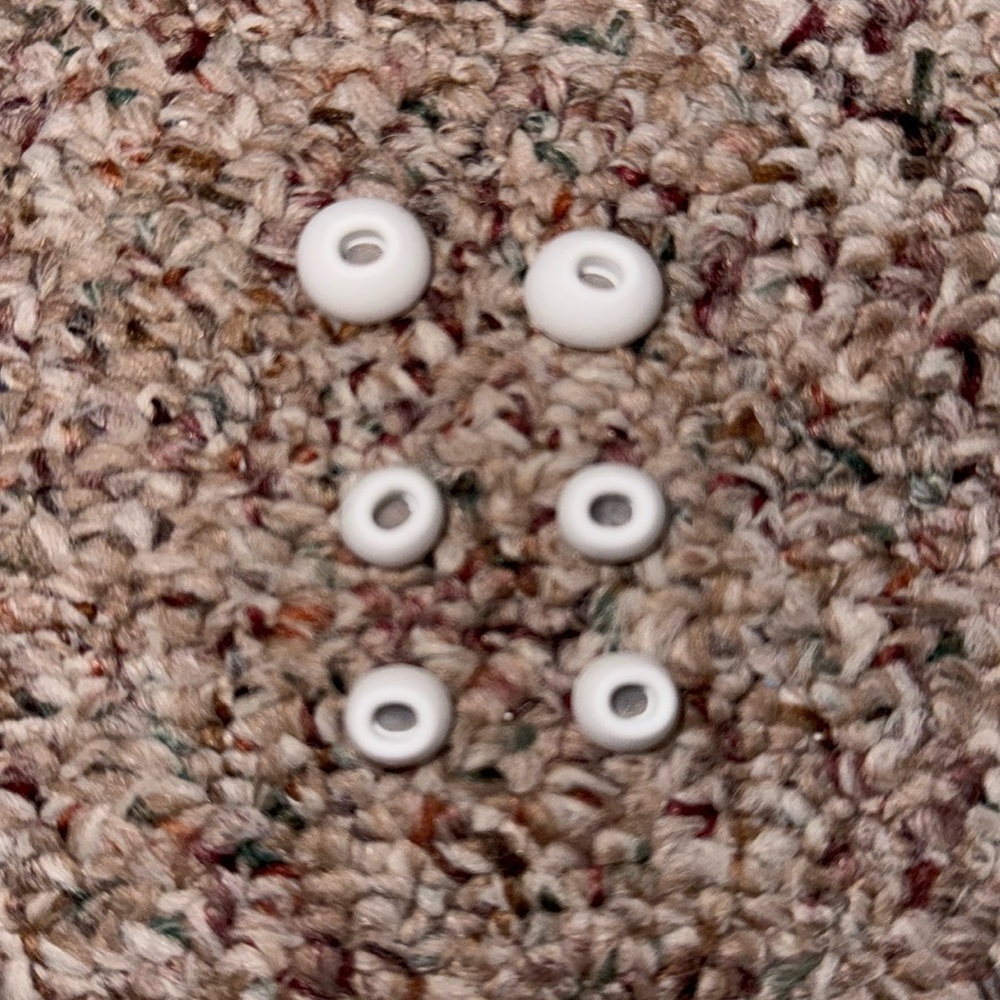 PACK OF 6 AirPod Silicone Tips!